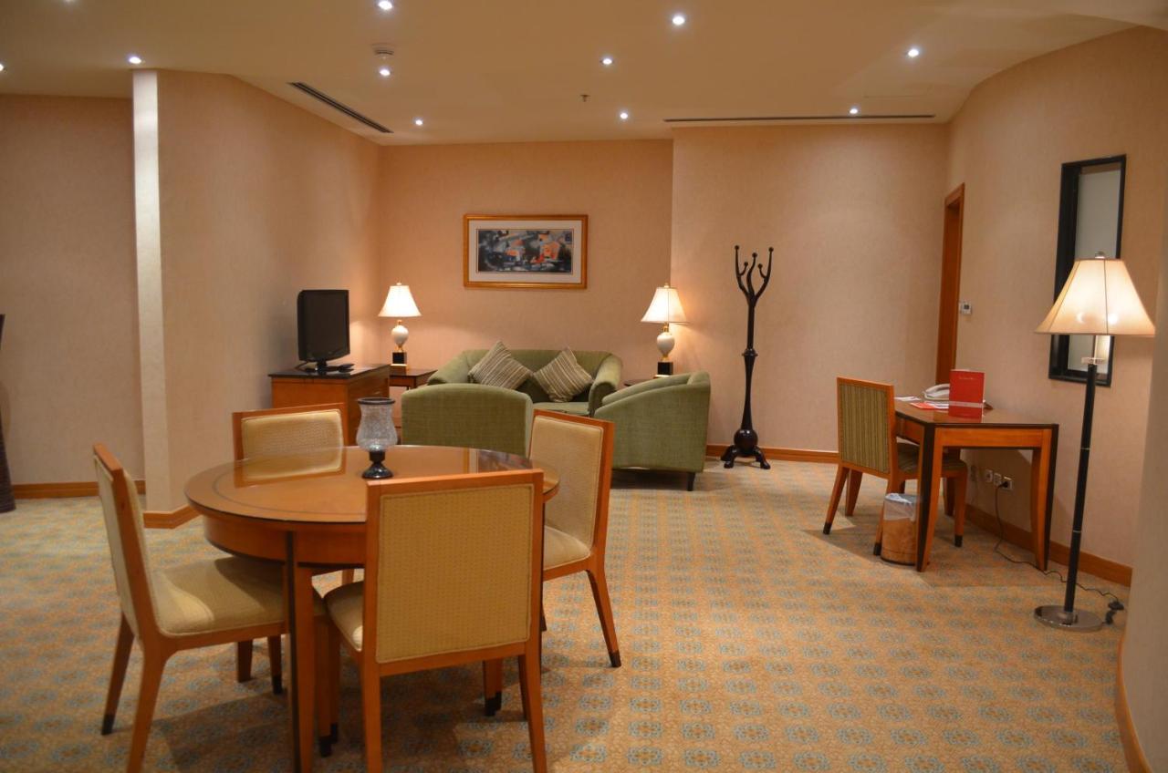 Eastyard Khobar Hotel - Formerly Ramada By Wyndham Khobar Exteriér fotografie